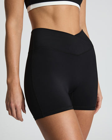 Crossover Short - Black