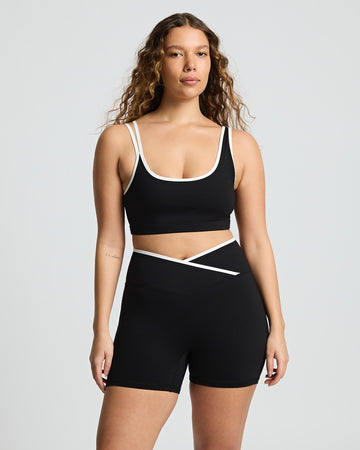Crossover Short - Black/White